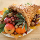 Make A Bread Cornucopia For Thanksgiving | Chica And Jo