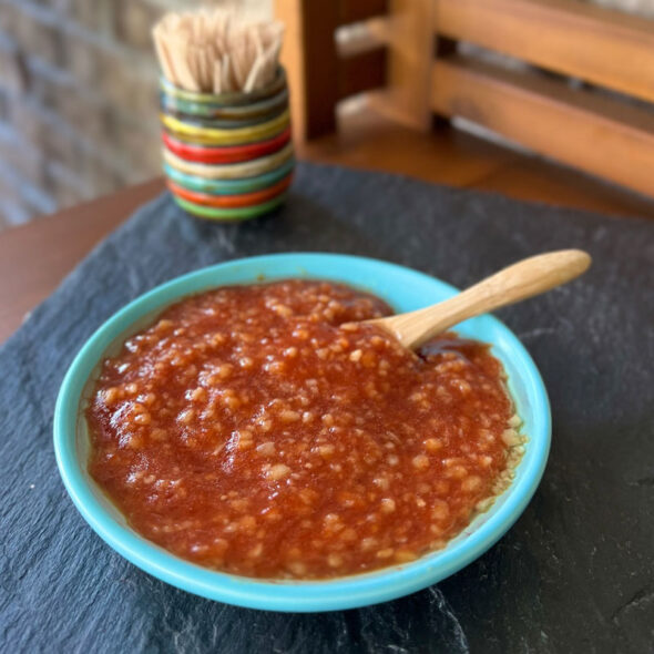 beef bites with dipping sauces - spicy garlic