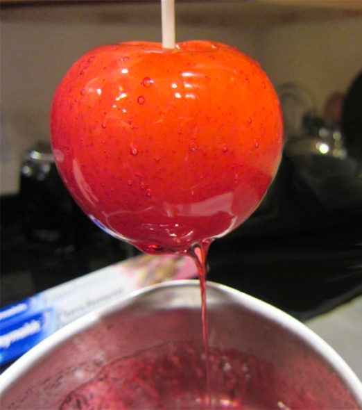 Cinnamon Candied Apple Recipe | Chica and Jo