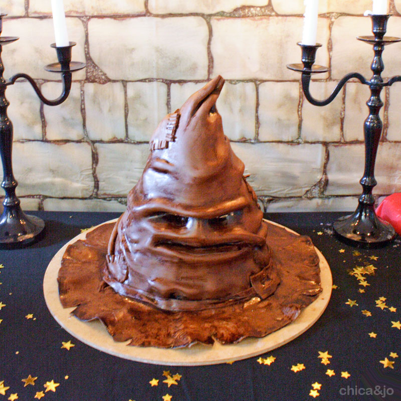 Harry Potter-inspired Birthday Party (Part 5, birthday cake and party bags!)   Harry potter party favors, Harry potter theme birthday party, Harry potter  theme birthday