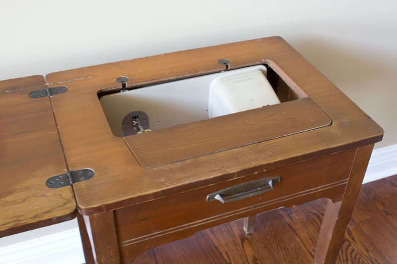 Vintage Sewing Machine Desk/Cooler