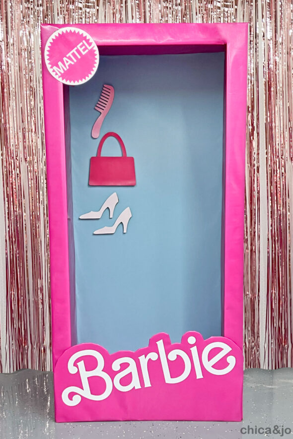 DIY Barbie Box Photo Booth - Chica and Jo