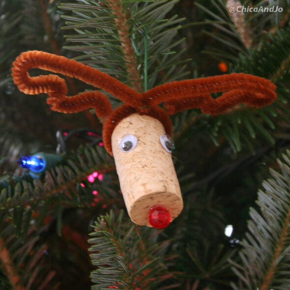 wine cork christmas crafts - reindeer cork ornament