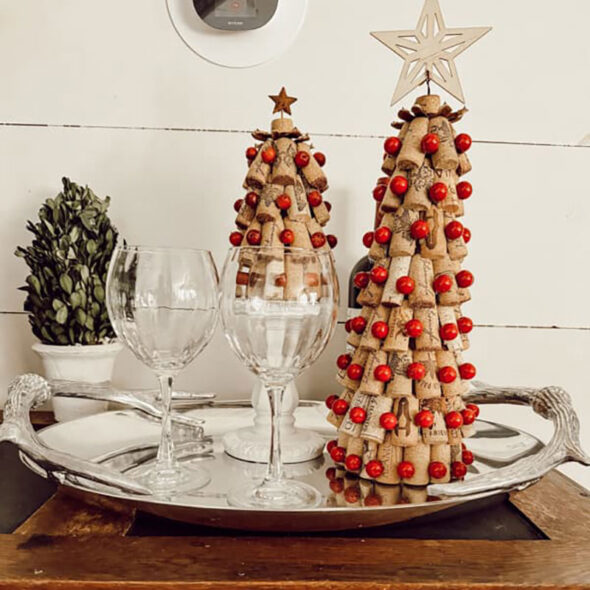 wine cork christmas crafts - cork cone tree centerpiece