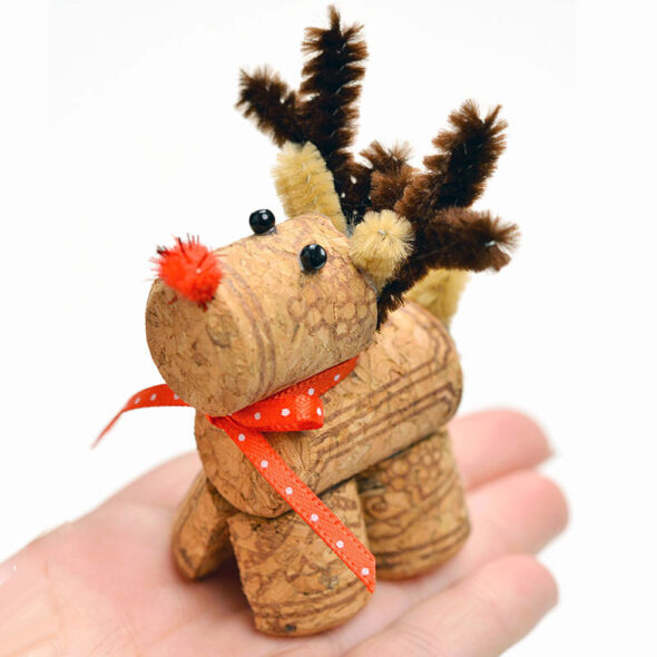 wine cork christmas crafts - cork reindeer