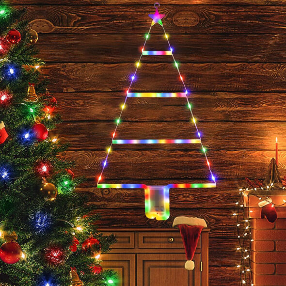 diy Christmas tree on wall