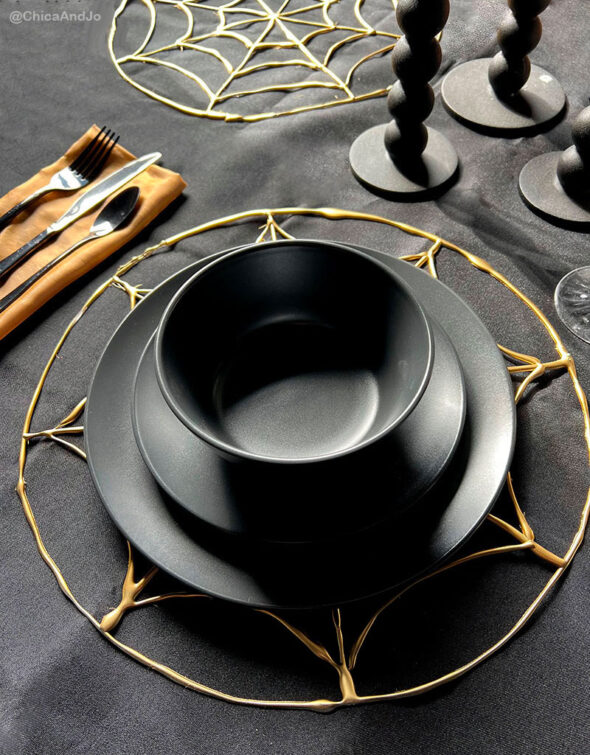 Easy DIY Cobweb Placemats for Halloween