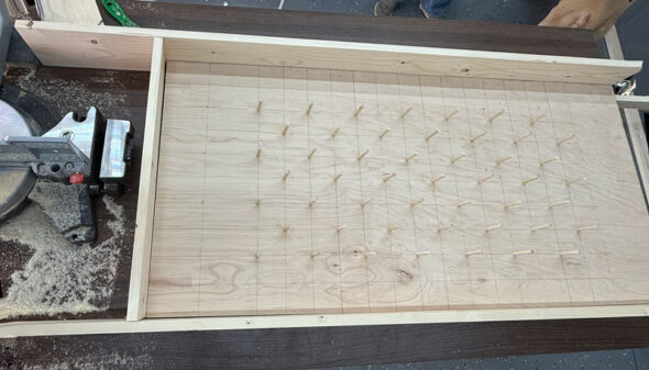 diy plinko board - how to make a plinko - with sides